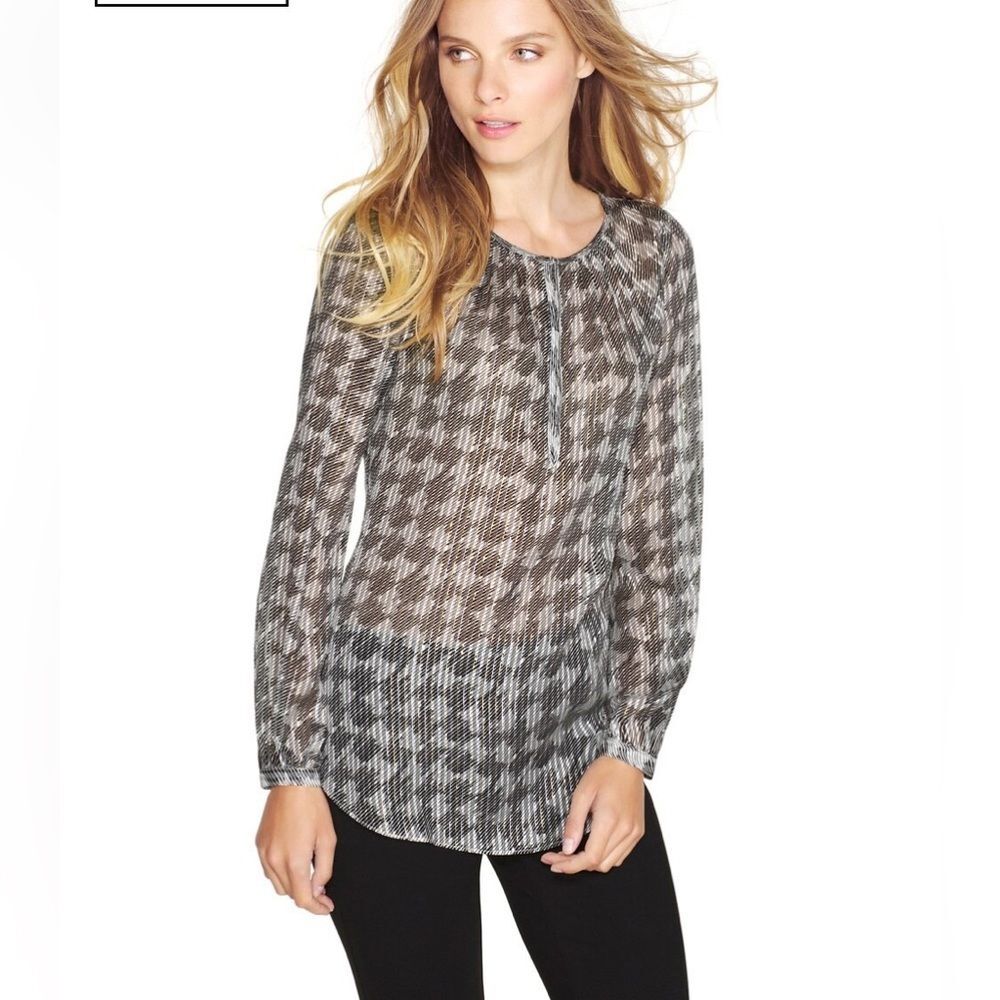 {WHBM} Silk Houndstooth Patterned Blouse Size 10 NWOT